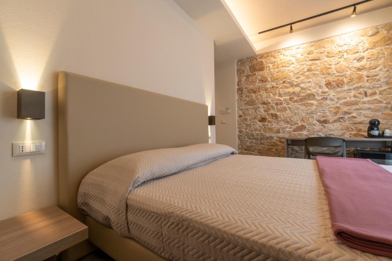 Goloritze Room And Breakfast Baunei Esterno foto