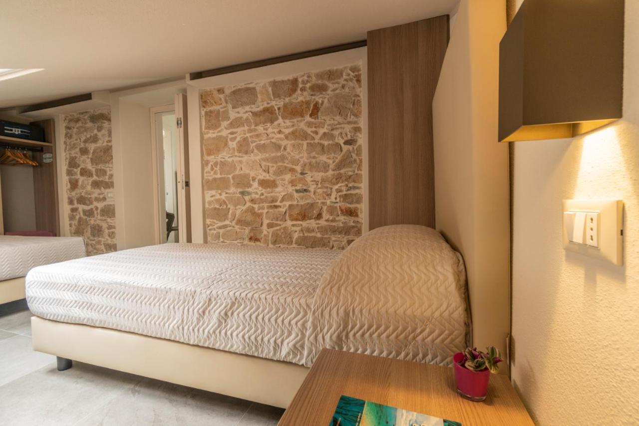 Goloritze Room And Breakfast Baunei Esterno foto