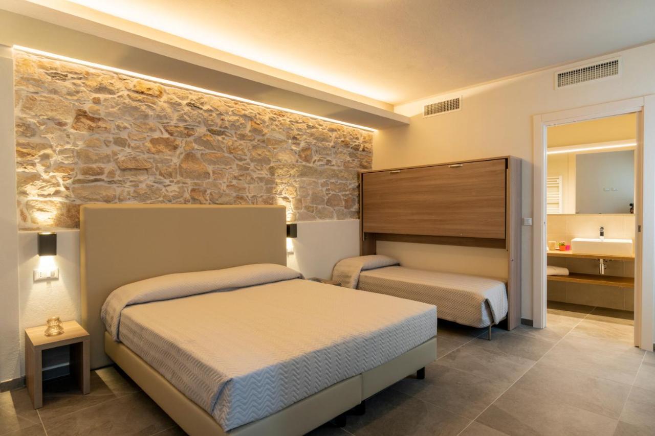 Goloritze Room And Breakfast Baunei Esterno foto