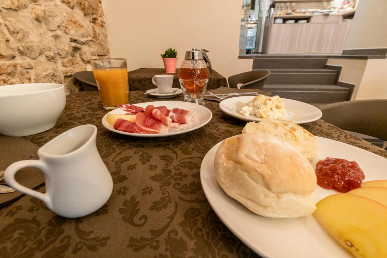 Goloritze Room And Breakfast Baunei Esterno foto